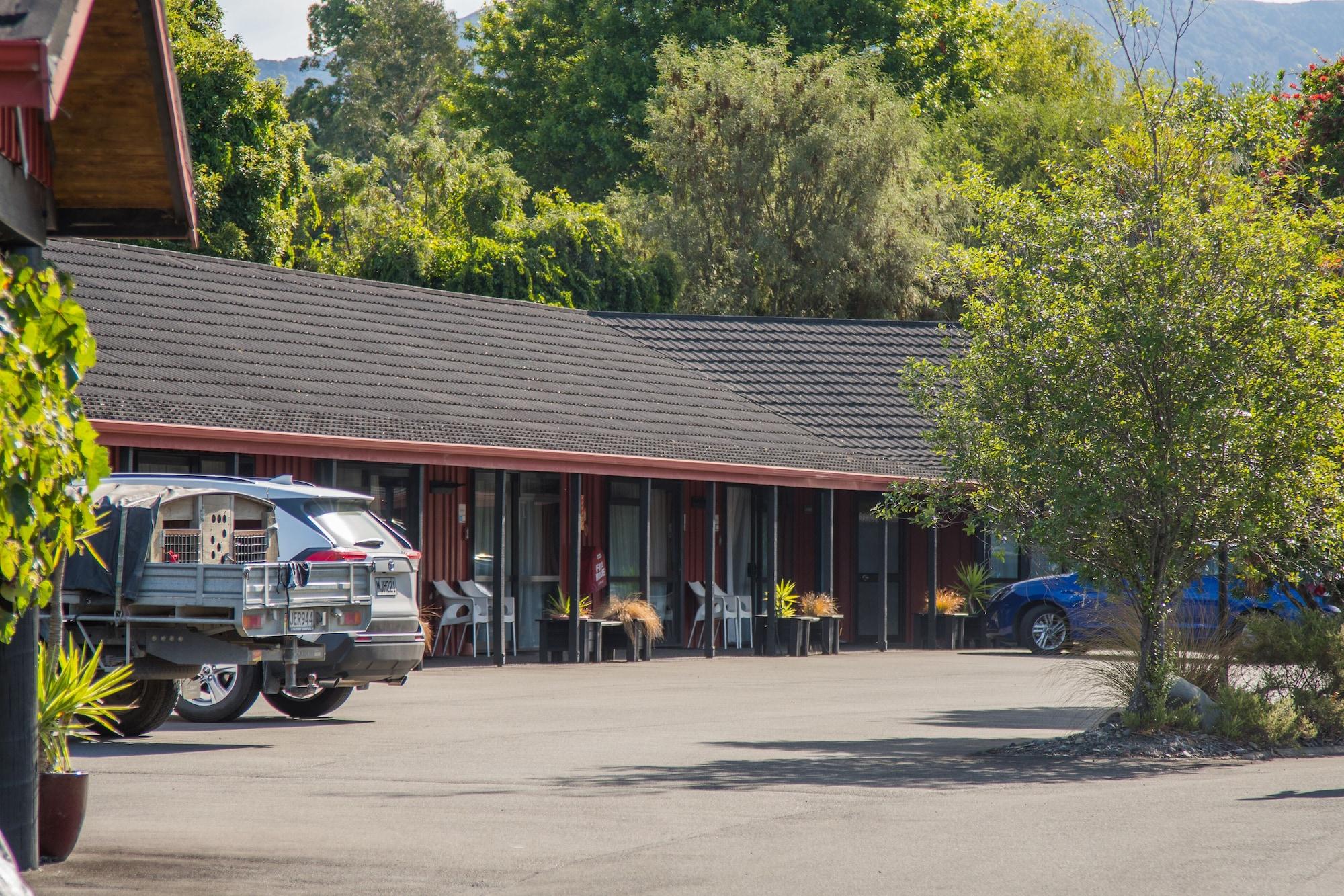 טוראנגי Parklands Motorlodge & Holiday Park מראה חיצוני תמונה